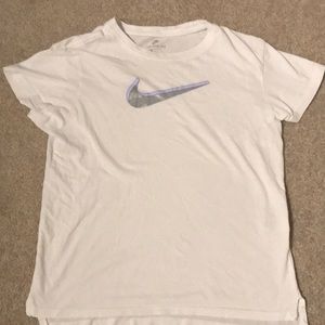 Girls Nike tshirt